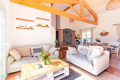Casa vacanze con piscina a Mondonville