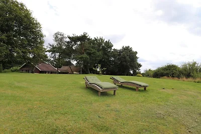 Luxe villa aan de vijver;
