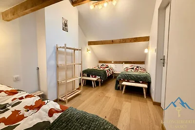 Chalet in Mont-Dore mit Bergblick