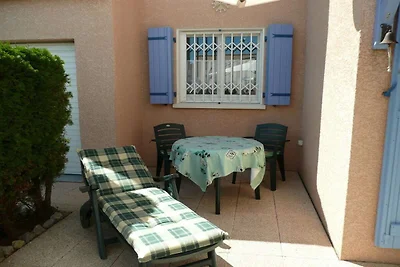 Vakantiehuis in Fleury met zwembad