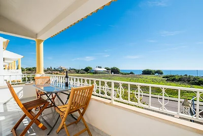 Villa in Albufeira mit Pool und Meerblick