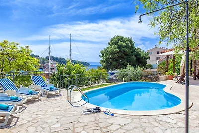 Charmante Villa mit privatem Swimmingpool in...