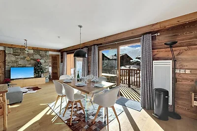 Ferienwohnung in Les Carroz mit Pool und Spa