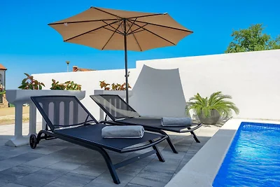 Ferienwohnung in Kukci mit Schwimmbecken