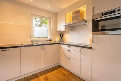 Villa mit finnischer Sauna und Außendusche