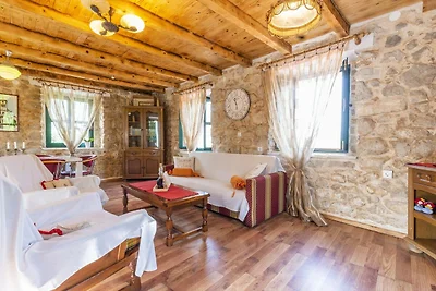 House with Two Bedrooms (Dinko HH)