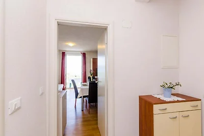 Apartment mit Balkon und Meerblick
