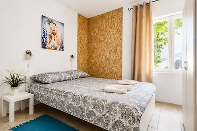 Apartments Villa Mavi, Novalja, ground floor