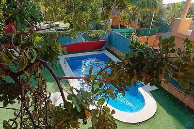 Bella villa con piscina privata a Marbella