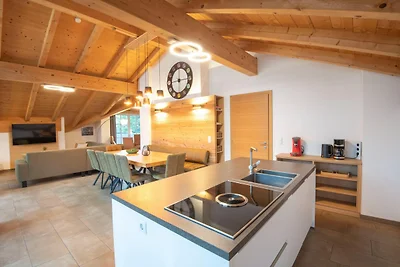 Luxus Penthouse mit Parkplatz in Brixen im...