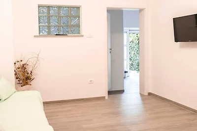 Izola Spacious Apartment with Terrace and Pat...