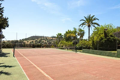 Villa in Llubà mit Pool und Tennisplatz