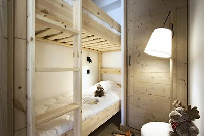 PHOB43 Luminoso appartamento ai piedi delle p...