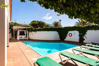 Ferienhaus in Cala'n Bosch mit Pool