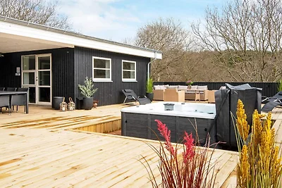 12 person holiday home in Ebeltoft-By Traum