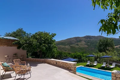 Villa con piscina a Rethymno