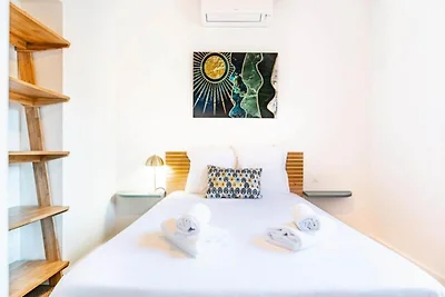 Helle, 60 m² große Wohnung am rechten Ufer