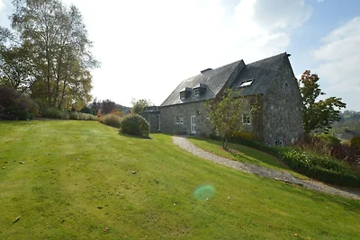Luxuriöse Villa mit Pool in den Ardennen