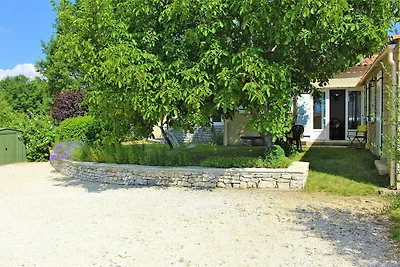 Ferienhaus in Revest mit Garten