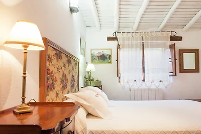 Moderna casa vacanze con piscina