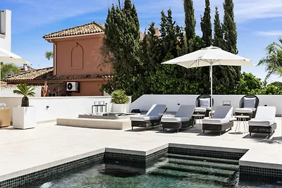 Villa in El Rosario met privéjacuzzi