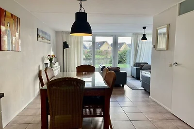 Vakantiehuis in Medemblik met terras