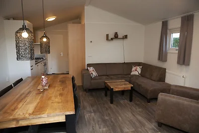 Chalet mit Veranda in der Nähe der Veluwe