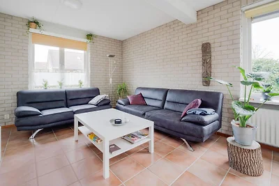 Bel bungalow a Beek con vasca idromassaggio