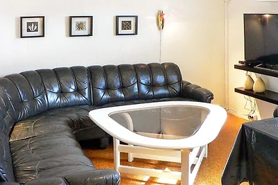 4 person holiday home in Sørbøvåg