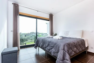 Villa in Raposeira mit Meerblick