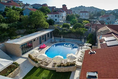 Apartments Nicol - Two-Bedroom Apartment with...