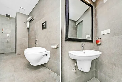 Residenza cittadina di Oyo 1274 Patrakar...