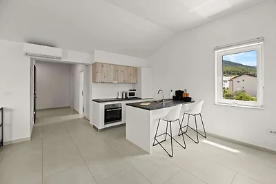 Bezauberndes Sommerapartment mit Meerblick