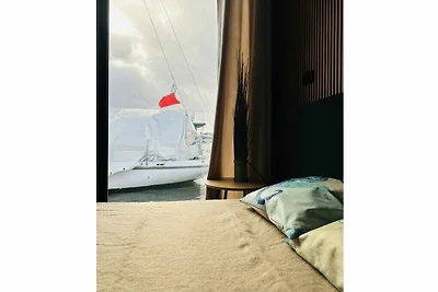 Premium Houseboat Blue Lagoon