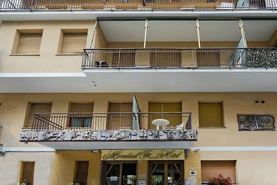 Mondial Apartment