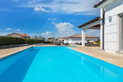 Villa EL mit privatem Pool