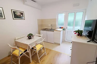 Apartments Nodilo - Comfort One Bedroom Apart...