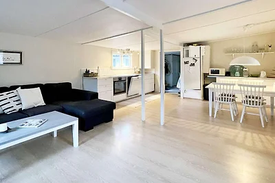 8 Personen Ferienhaus in YNGSJÖ, SVERIGE-By...