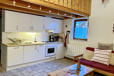 Wohnung mit 2 Zimmern und Balkon