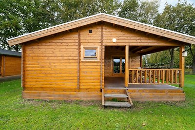 Stimmungsvolles Chalet in einem Ferienpark