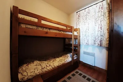 Wohnung in den Alpen mit Pool und Skizugang