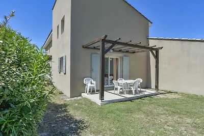 Geräumiges Haus in der Provence für acht...