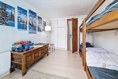 Geräumiges Apartment · Direkter Zugang zur Sk...