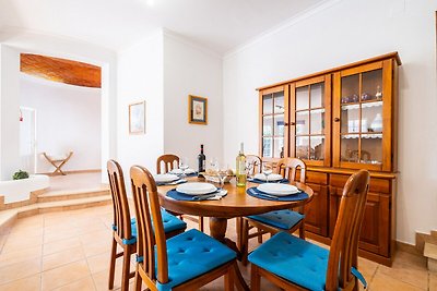 Villa Menorca mit Balkon für 6 Personen