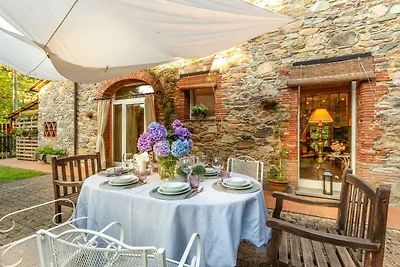 Boerderij in Lucca met privézwembad