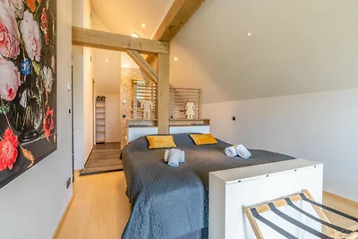 Attraktive und moderne Ferienvilla für 6...