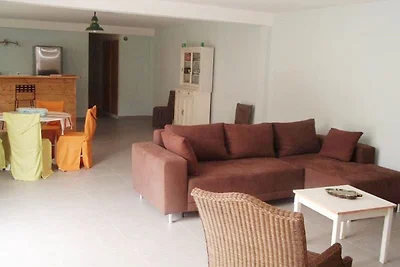 Hübsches Ferienhaus mit privatem Garten