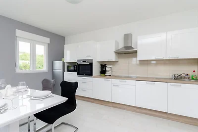 Apartments and Room Ljubica i Branko - Two be...