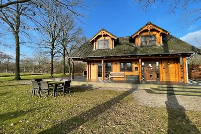 Villa mit Sauna und Whirlpool