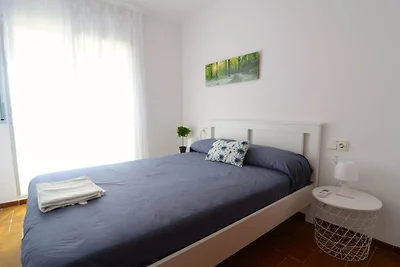 Apartment for eight people nearby beach